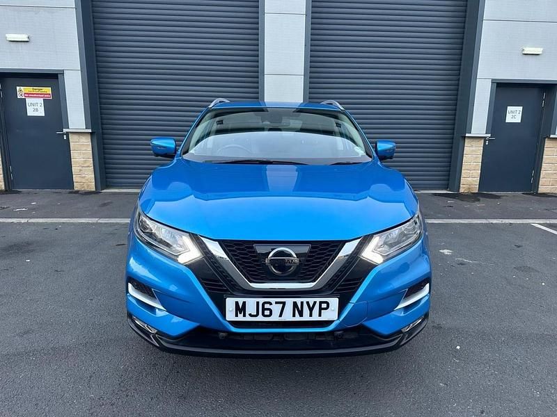 Blue Used 2017 Nissan Qashqai N-Connecta SUV | £6,995 (Super price) - Image 1/4