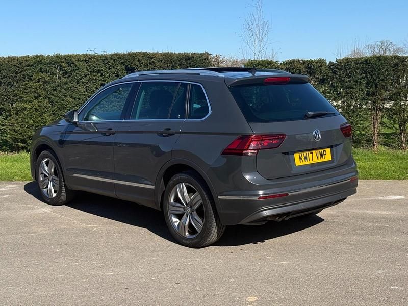 Used VW Tiguan SEL 180 HP (132 kW) 2017 Grey SUV