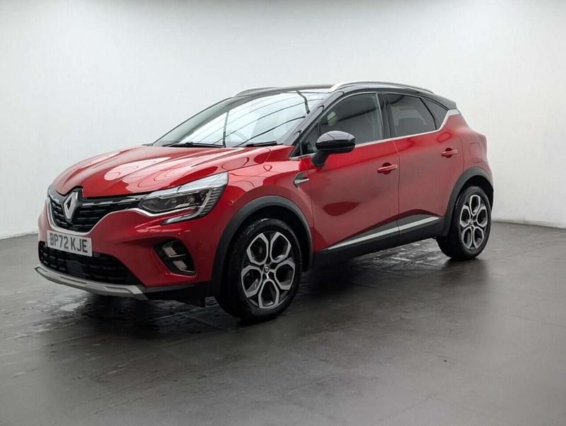 Used Renault Captur Techno 160 HP (117 kW) 2022 Red/black SUV