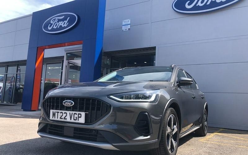 Used Ford Focus Active 125 HP (91 kW) 2022 Grey Estate