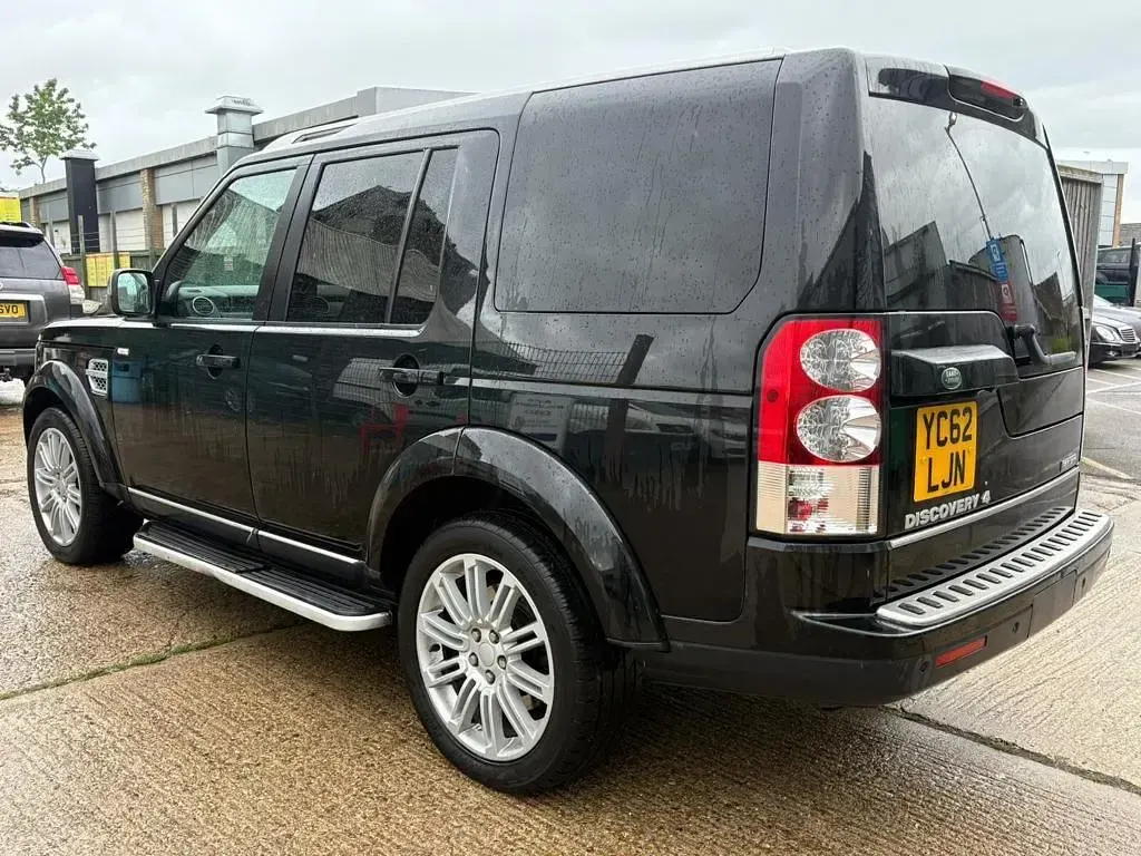 Used Land Rover Discovery 4 HSE Luxury 255 HP (187 kW) 2012 Black SUV