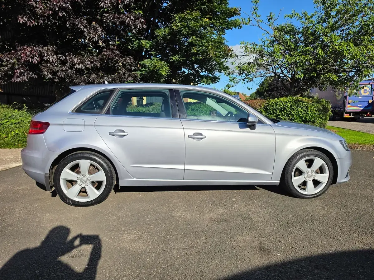 Used Audi A3 Sportback Sport 110 HP (80 kW) 2015 Silver Hatchback
