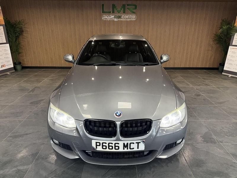 Begagnad BMW 320 M Sport 2012 Grå Sportkupé