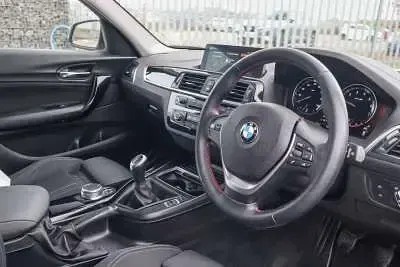 Used BMW 118 Sport Line 2018 Alpine white Hatchback
