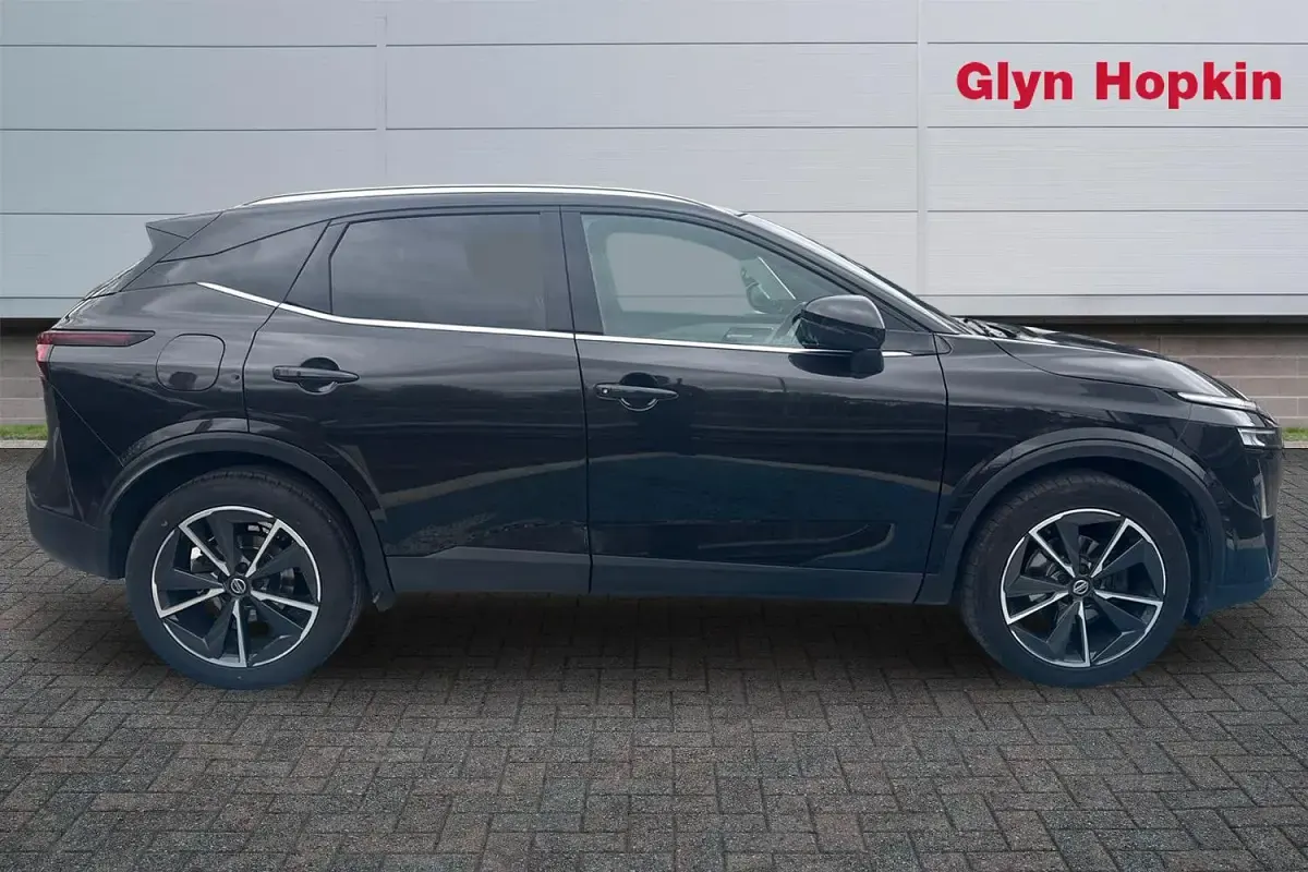 Used Nissan Qashqai Tekna 2022 Black SUV