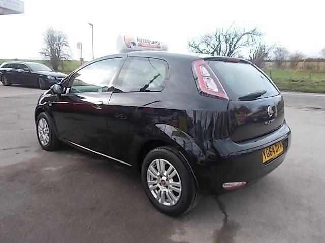 Used Fiat Punto Easy 69 HP (50 kW) 2014 Black Hatchback