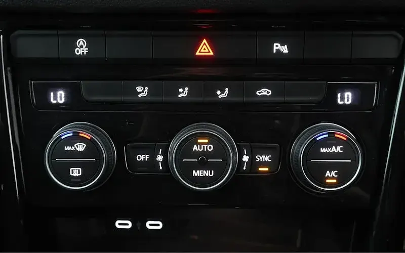 Used VW T-Roc Black Edition 150 HP (110 kW) 2020 Silver SUV