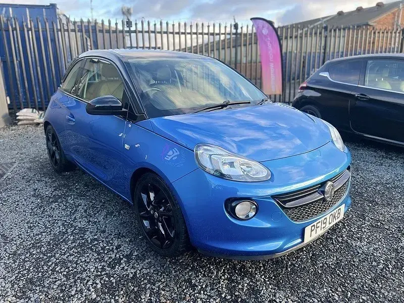 Begagnad Vauxhall Adam 70 HK (51 kW) 2019 Blå Halvkombi