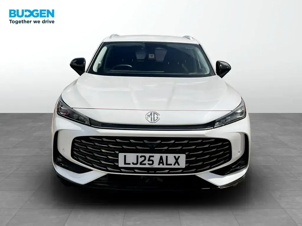 Used MG HS Trophy 2025 White SUV