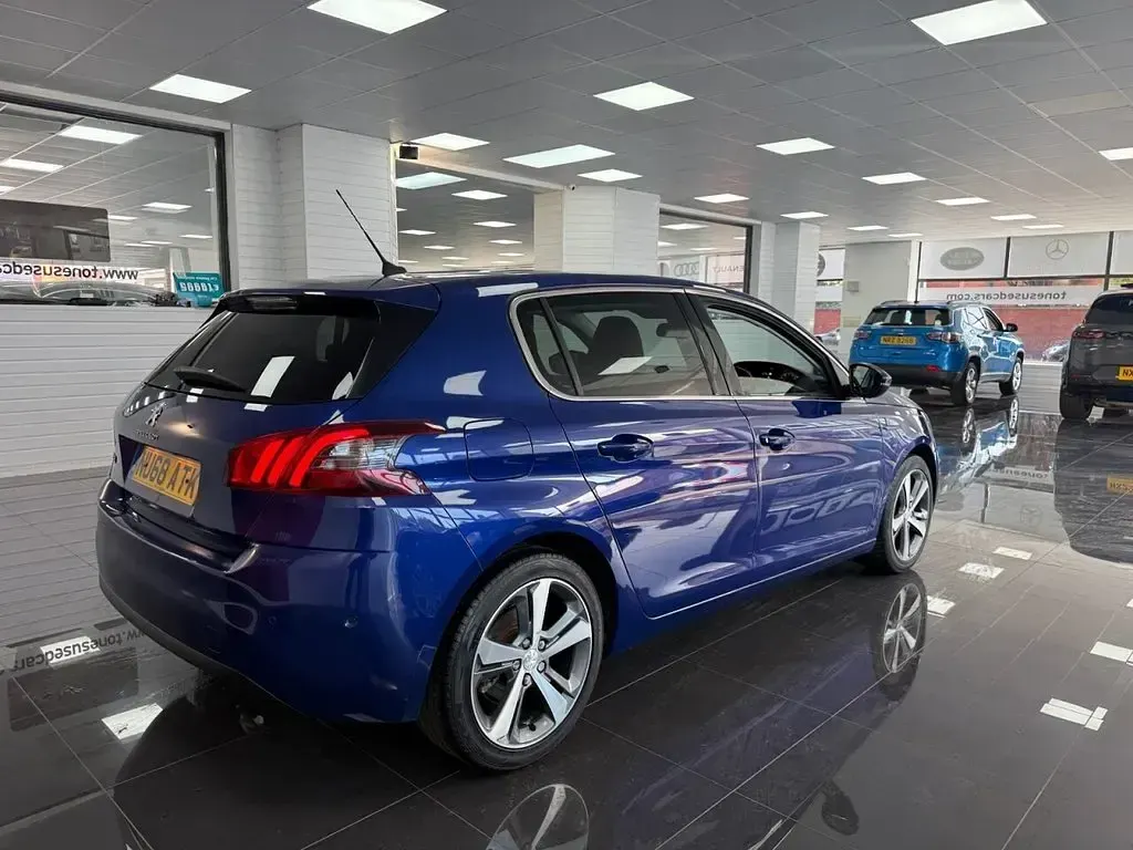 Used Peugeot 308 S 130 HP (95 kW) 2018 Blue Hatchback
