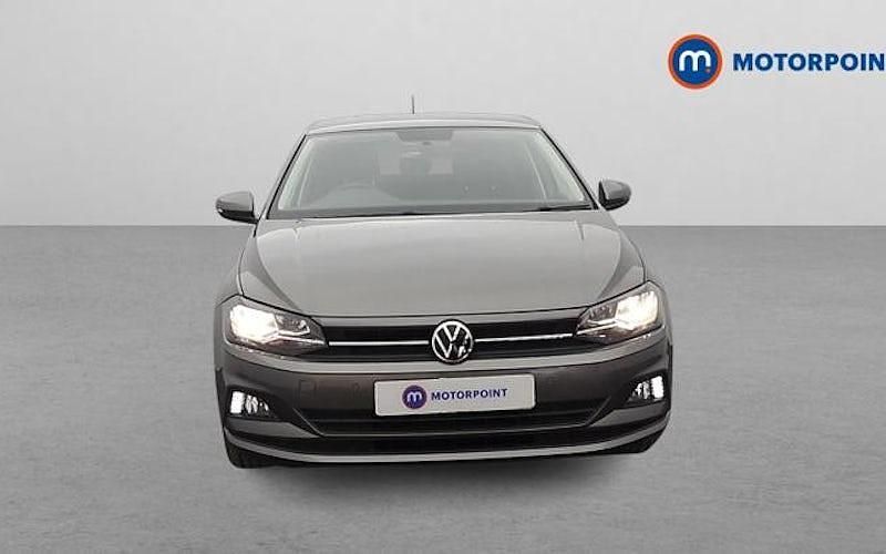 Usado VW Polo Match 80 CV (58 kW) 2021 Gris Utilitario