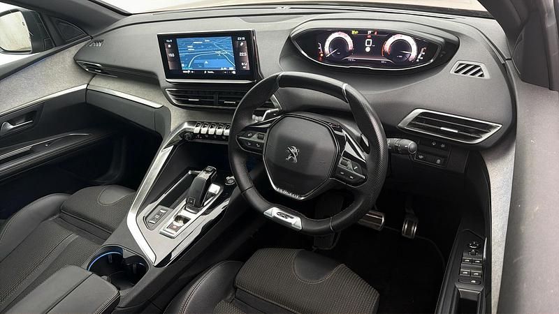 Used Peugeot 5008 GT 178 HP (130 kW) 2022 Bronze SUV