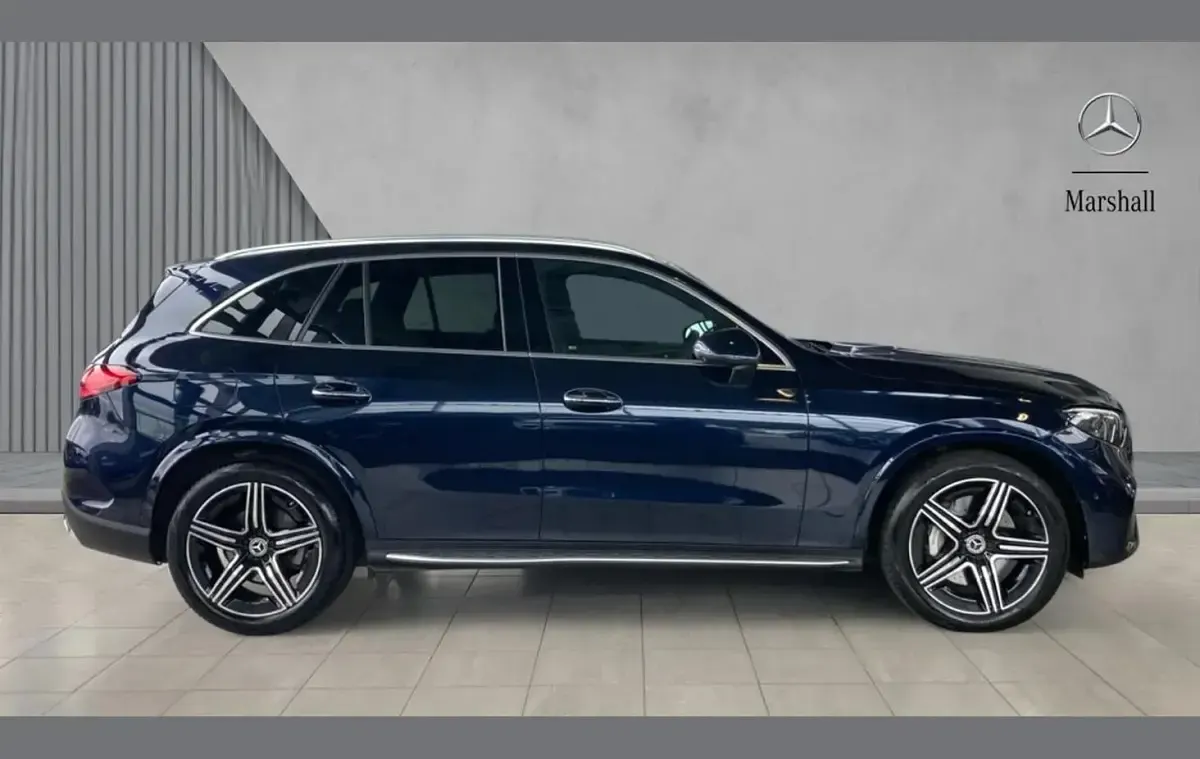Used Mercedes GLC300 AMG Line Premium 254 HP (186 kW) 2024 Blue SUV