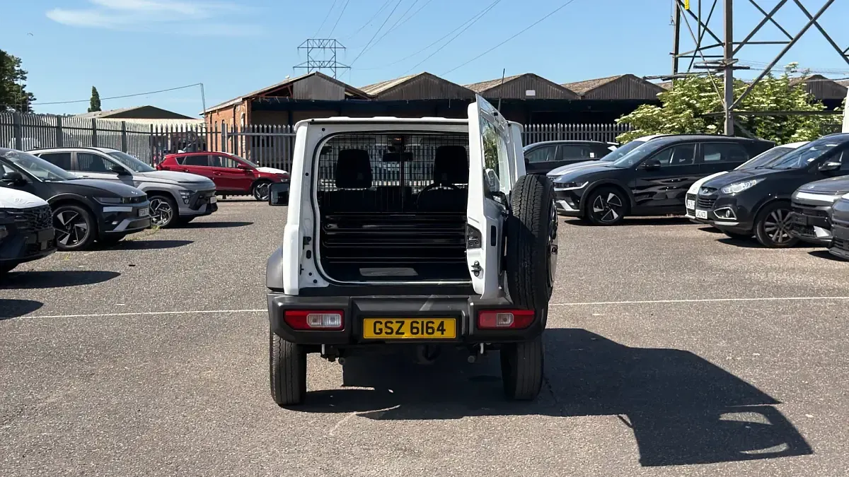 Used Suzuki Jimny 101 HP (74 kW) 2023 SUV