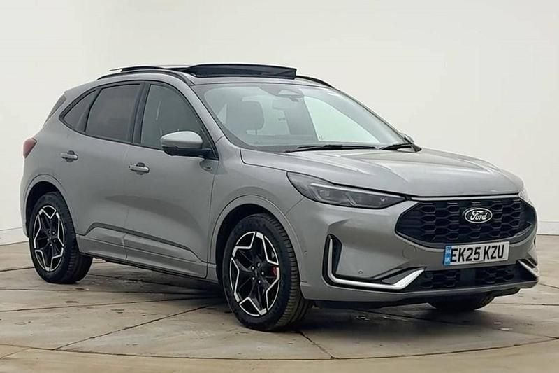 New Ford Kuga ST-Line X 180 HP (132 kW) 2025 SUV