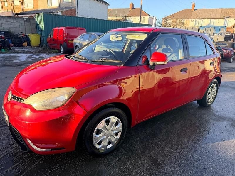 Used MG MG3 2014 Red Hatchback