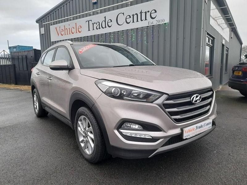 Beige Used 2015 Hyundai Tucson SE SUV | £6,799 (A bit pricey) - Image 1/4