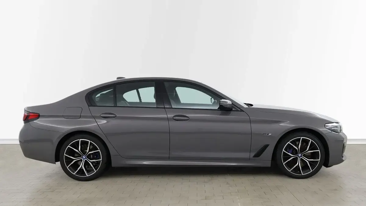 Used BMW 545e M Sport 389 HP (286 kW) 2022 Grey Sedan