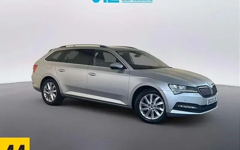 Used Skoda Superb SE Technology 150 HP (110 kW) 2023 Estate