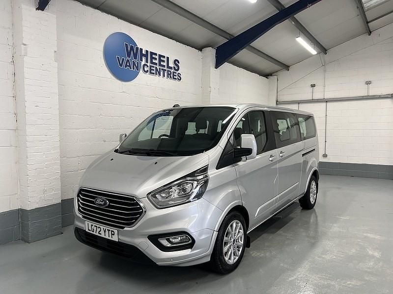 Used Ford Tourneo Custom Titanium 2022 Silver Van