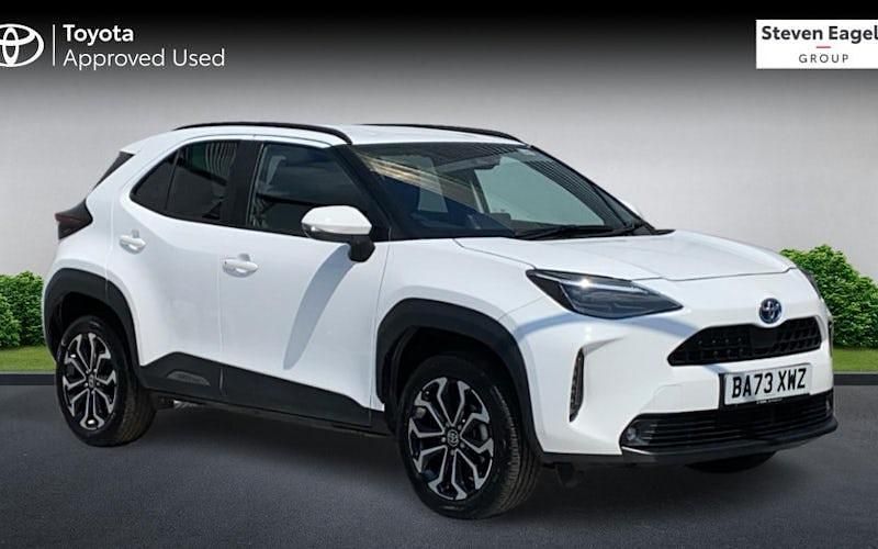 Usado Toyota Yaris Hybrid Design 116 HP (85 kW) 2025 Carrinha