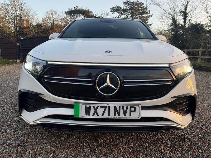 Used Mercedes EQA250 AMG Line Premium 139 kW (190 HP) 2021 White SUV