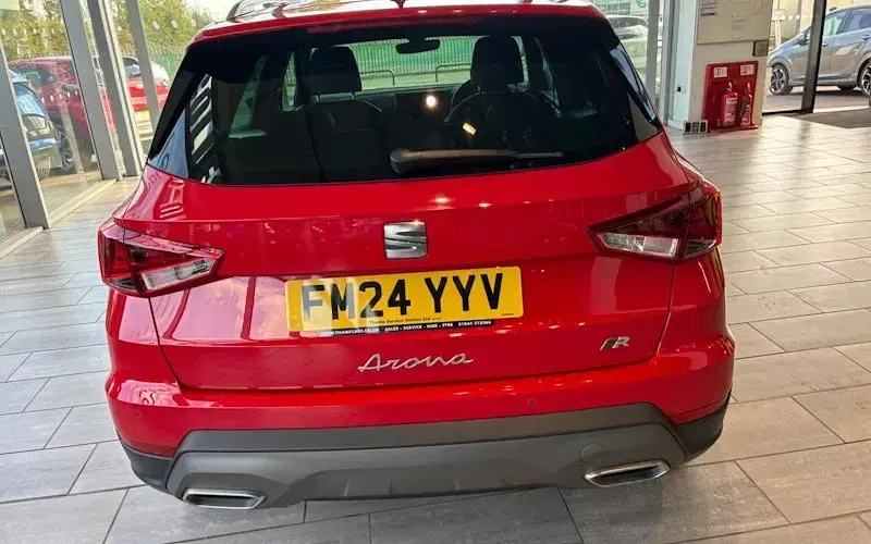 Used Seat Arona FR Sport 150 HP (110 kW) 2024 Red SUV
