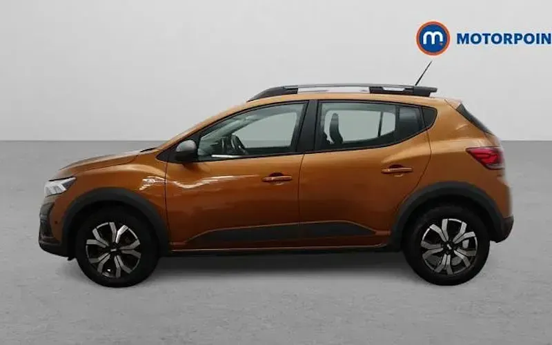 Usado Dacia Sandero Journey 91 HP (66 kW) 2022 Laranja Citadino