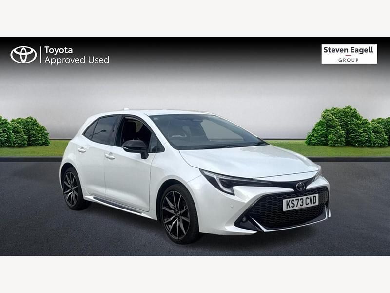 White Used 2023 Toyota Corolla Sport Hatchback | £23,444 (A bit pricey) - Image 1/3