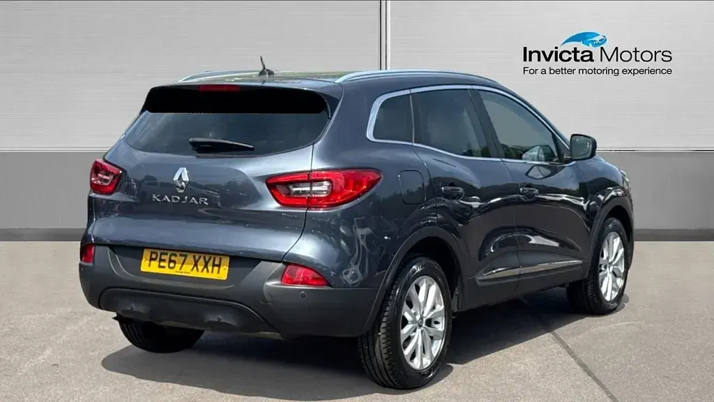 Usado Renault Kadjar Dynamique 130 HP (95 kW) 2017 Cinzento SUV