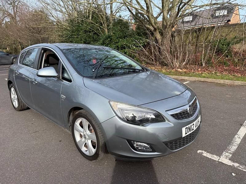 Used Vauxhall Astra SRi 2012 Silver Hatchback