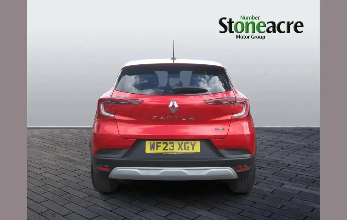 Used Renault Captur Evolution 143 HP (105 kW) 2023 Red SUV