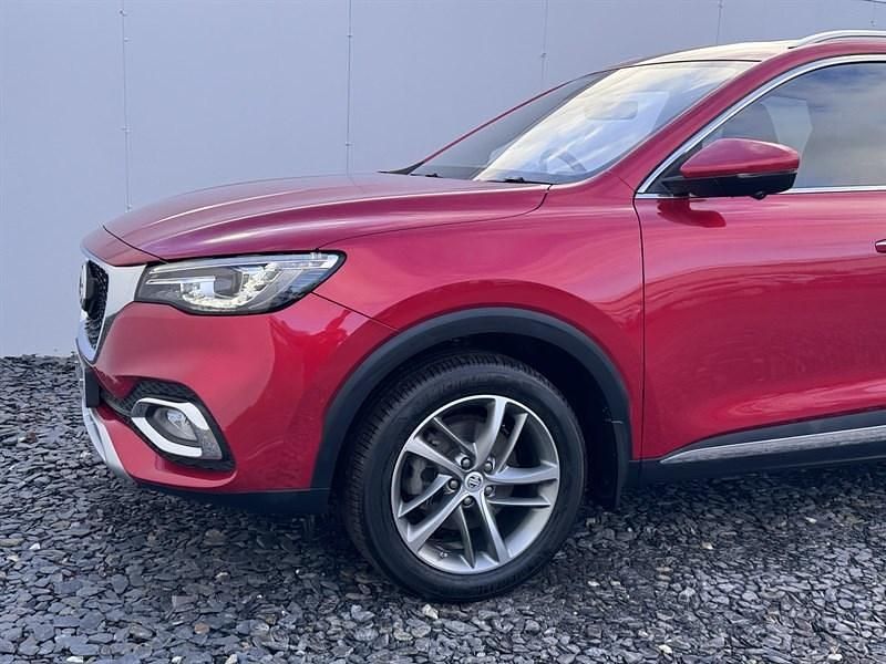 Used MG HS 258 HP (189 kW) 2023 Red SUV