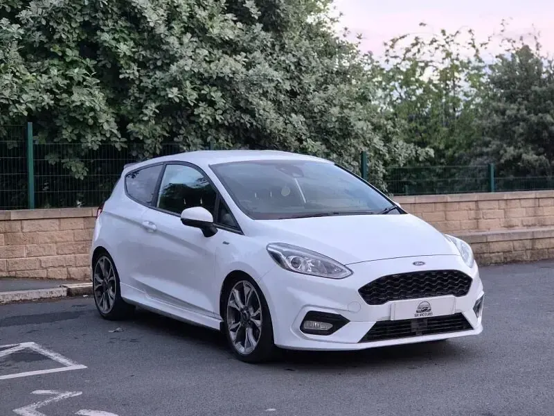 Used Ford Fiesta ST-Line 100 HP (73 kW) 2018 White Hatchback