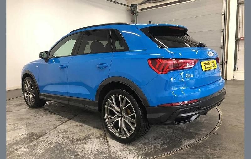 Used Audi Q3 Advanced 150 HP (110 kW) 2019 Blue SUV