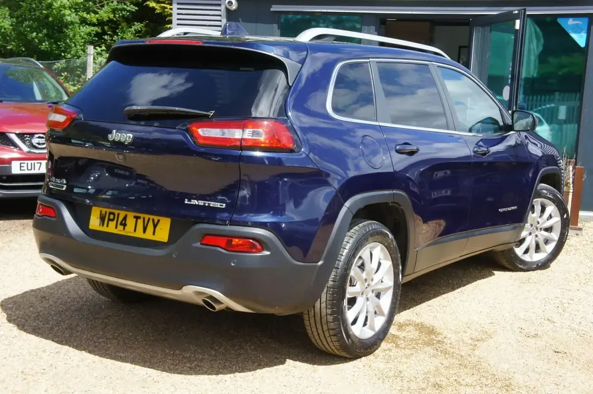 Used Jeep Cherokee Limited 170 HP (125 kW) 2014 Blue SUV
