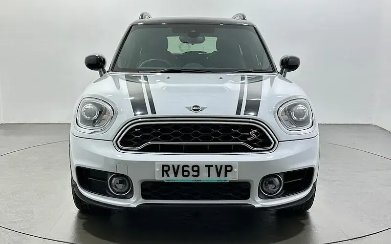 Used Mini Cooper S Exclusive 192 HP (141 kW) 2019 White Hatchback