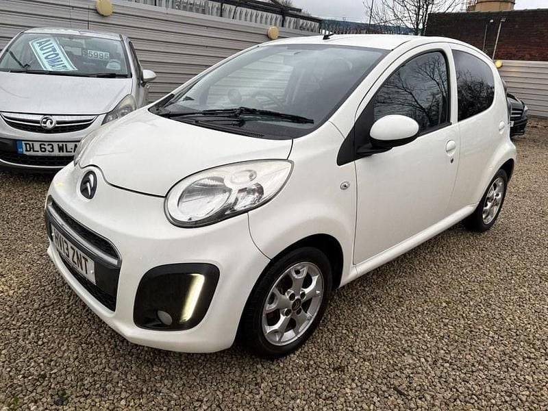 Used Citroën C1 VTR Sport 68 HP (50 kW) 2013 White Hatchback