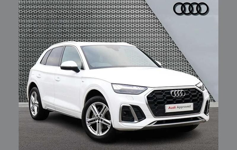 Used Audi Q5 S-Line 200 HP (147 kW) 2023 White SUV