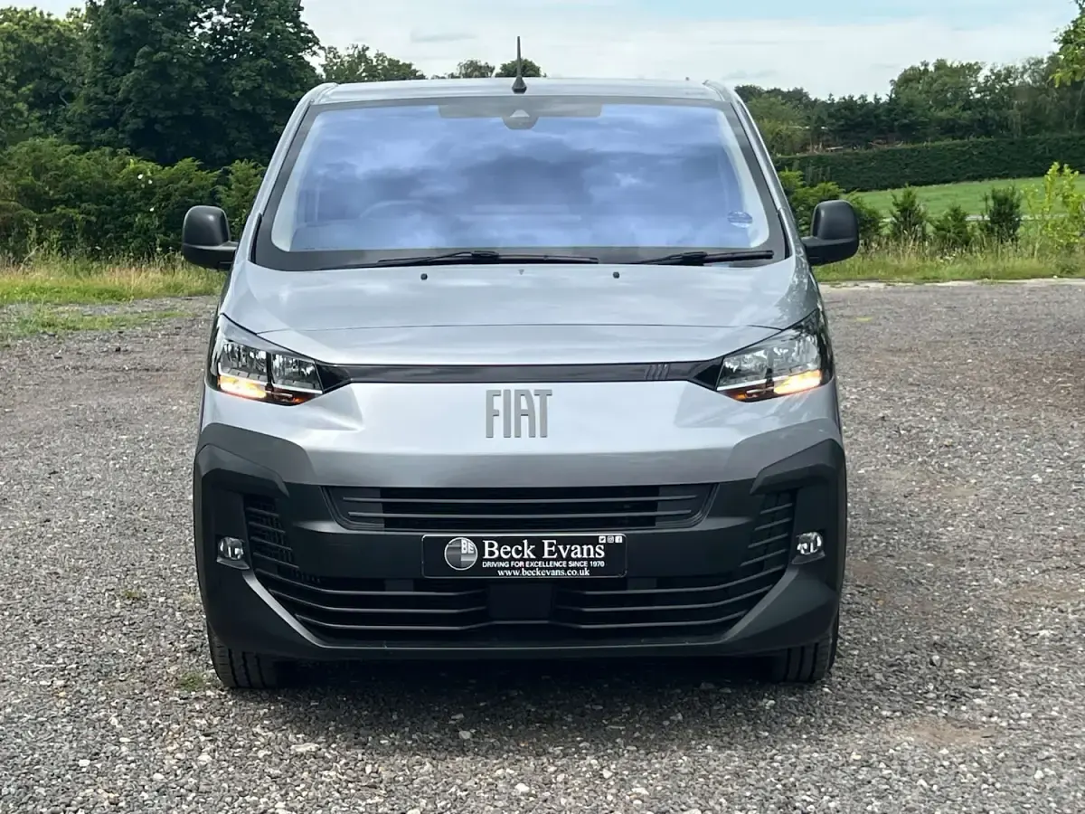 Used Fiat Scudo S 120 HP (88 kW) 2024 Black Van