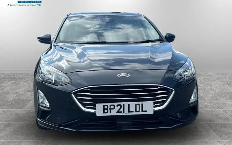 Usado Ford Focus Titanium 125 HP (91 kW) 2021 Azul Citadino