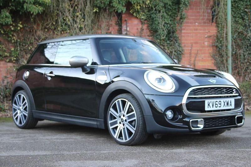 Black Used 2019 Mini Cooper S Exclusive Hatchback | £18,500 (Fair price) - Image 1/4