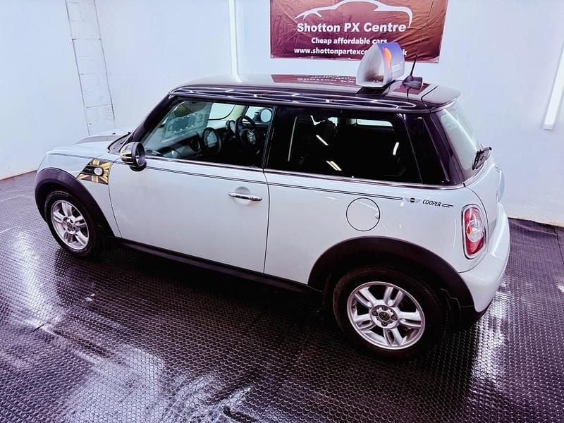 Usado Mini Cooper Hatch 2012 Plateado Utilitario