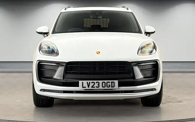 Used Porsche Macan 265 HP (194 kW) 2025 SUV