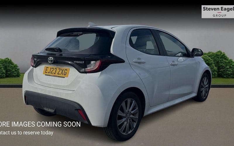 Used Toyota Yaris Hybrid 116 HP (85 kW) 2026 Hatchback