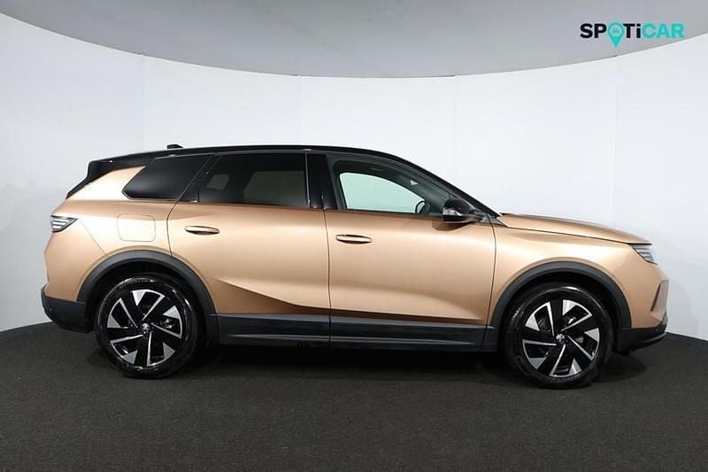 Used Vauxhall Grandland X Ultimate 134 HP (98 kW) 2025 Brown SUV