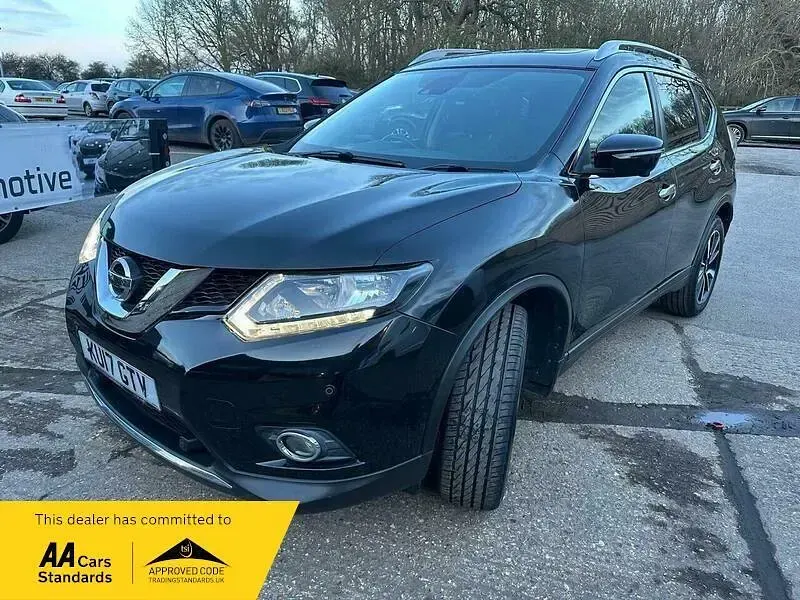 Used Nissan X-Trail N-Vision 130 HP (95 kW) 2017 Black SUV
