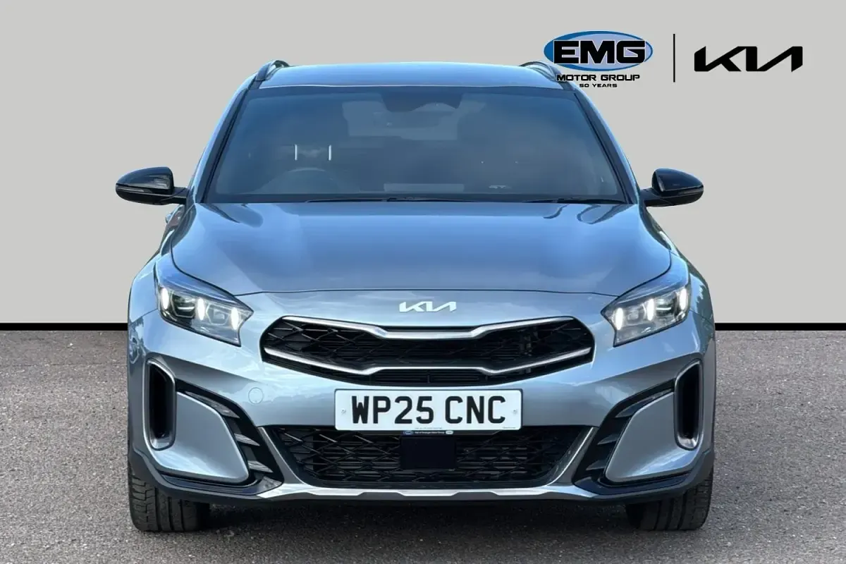 Usado Kia XCeed GT-Line 138 CV (101 kW) 2025 Plateado SUV