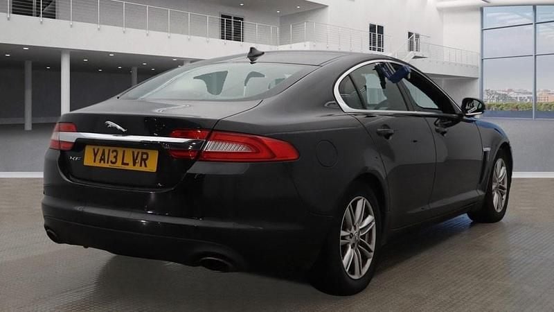 Used Jaguar XF Luxury 240 HP (176 kW) 2013 Black Sedan