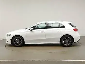 Used Mercedes A180 AMG line 136 HP (100 kW) 2018 White Hatchback